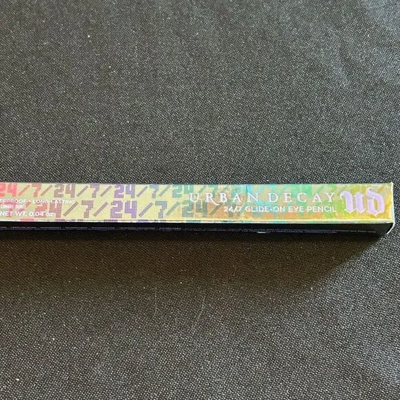 🌷 Urban Decay Perversion Black Full Size Eyeliner - Picture 3 of 4